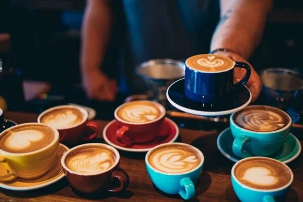 BARİSTA EĞİTİMİ PROFESYONEL KAHVE DÜNYASINA GİRİŞ REHBERİ